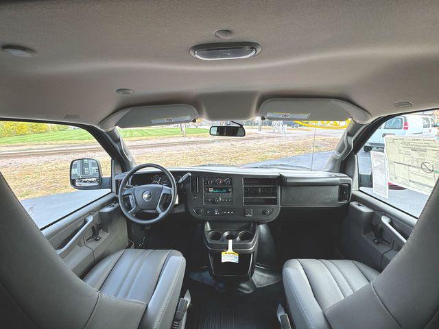 2025 Chevrolet Express Cargo Van RWD 2500 Regular Wheelbase WT