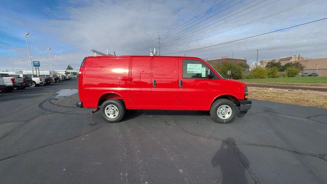 2025 Chevrolet Express Cargo Van RWD 2500 Regular Wheelbase WT