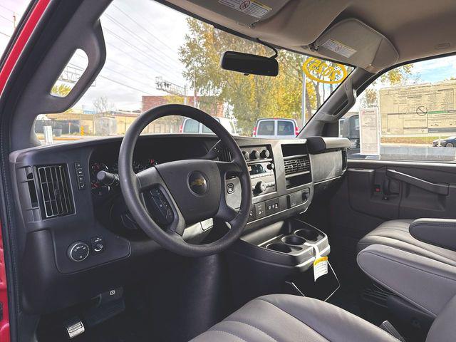 2025 Chevrolet Express Cargo Van RWD 2500 Regular Wheelbase WT