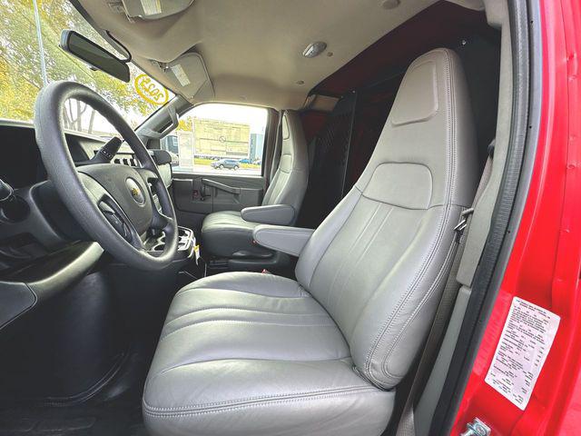 2025 Chevrolet Express Cargo Van RWD 2500 Regular Wheelbase WT