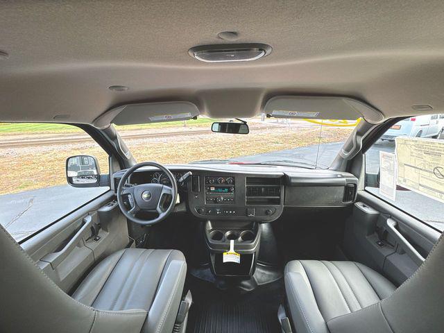 2025 Chevrolet Express Cargo Van RWD 2500 Regular Wheelbase WT