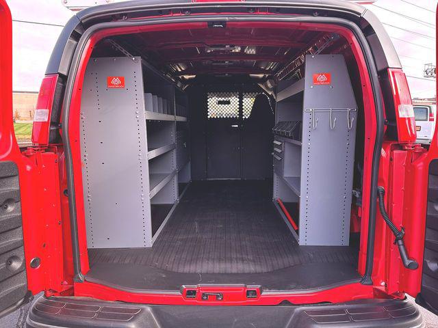 2025 Chevrolet Express Cargo Van RWD 2500 Regular Wheelbase WT