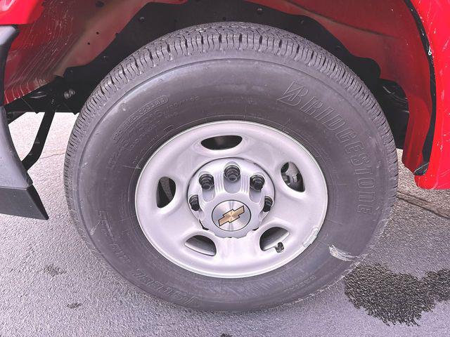 2025 Chevrolet Express Cargo Van RWD 2500 Regular Wheelbase WT