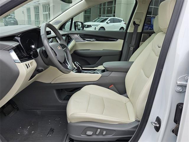 2022 Cadillac XT6 FWD Premium Luxury
