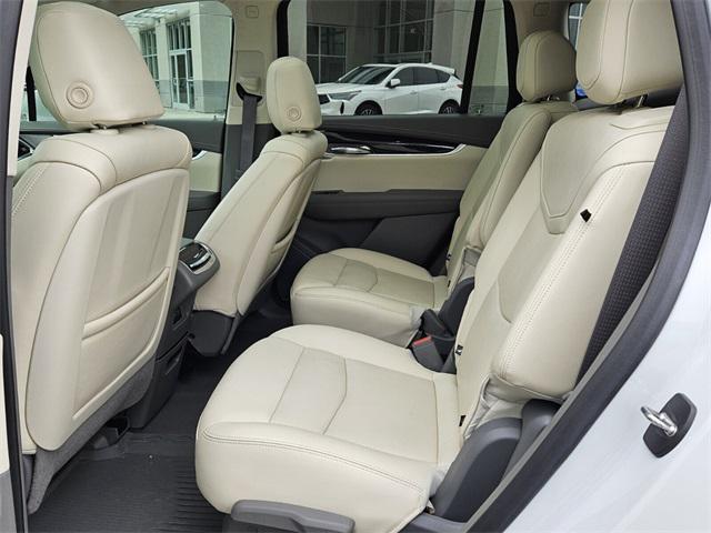 2022 Cadillac XT6 FWD Premium Luxury