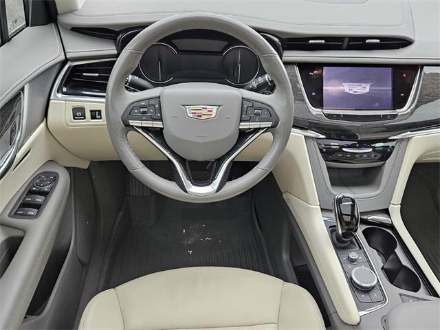 2022 Cadillac XT6 FWD Premium Luxury