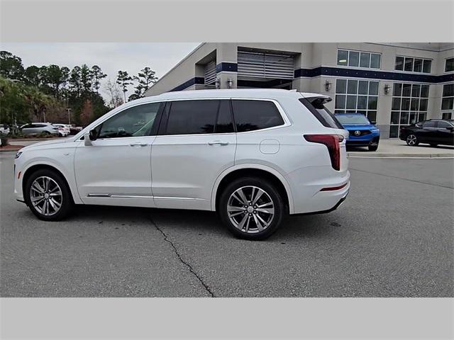 2022 Cadillac XT6 FWD Premium Luxury