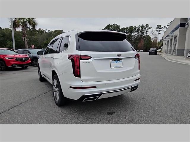 2022 Cadillac XT6 FWD Premium Luxury