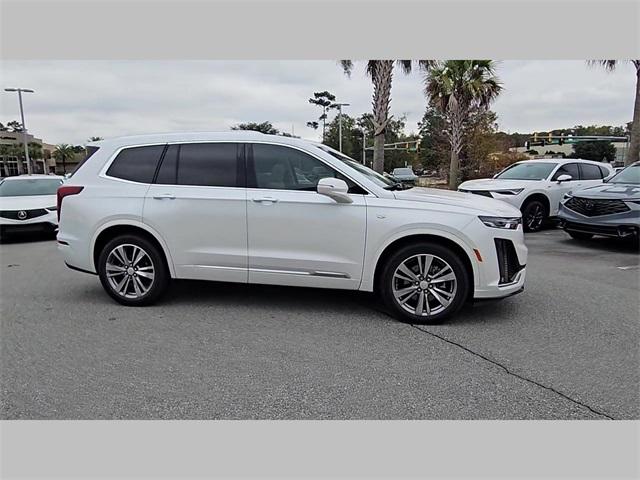 2022 Cadillac XT6 FWD Premium Luxury