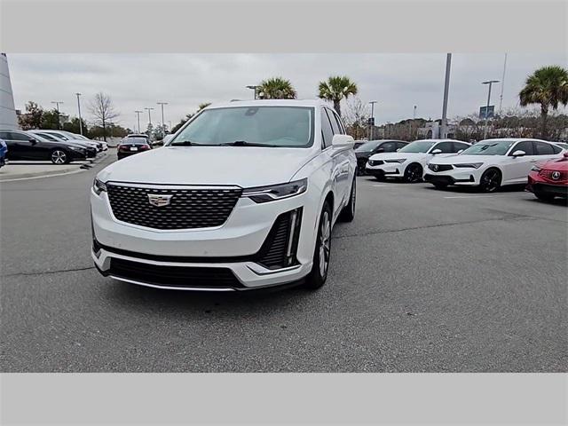 2022 Cadillac XT6 FWD Premium Luxury