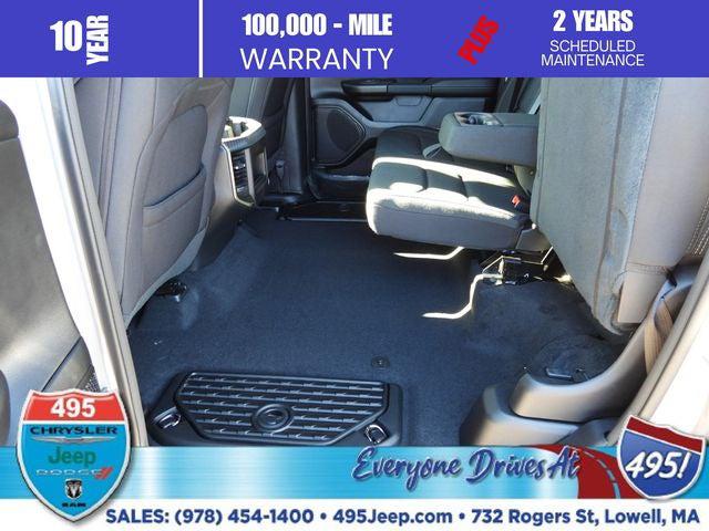 2026 Ram 1500 Big Horn Crew Cab 4x4 57 Box