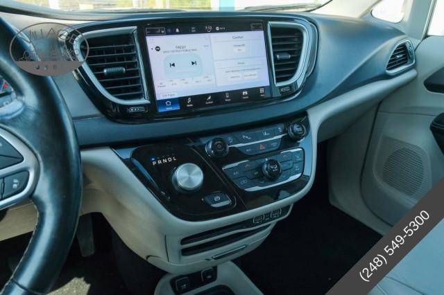 2021 Chrysler Pacifica Touring L
