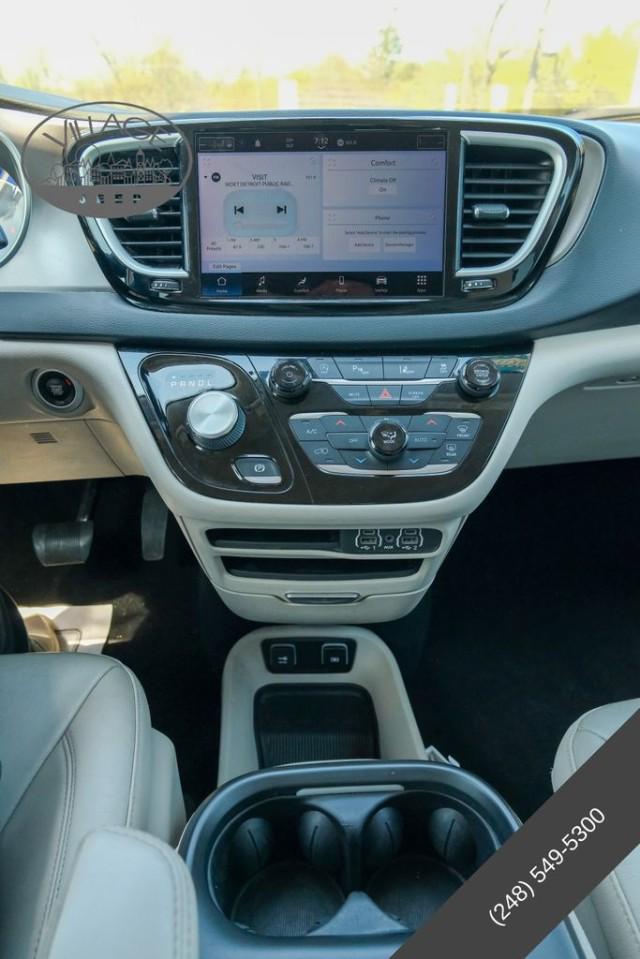 2021 Chrysler Pacifica Touring L