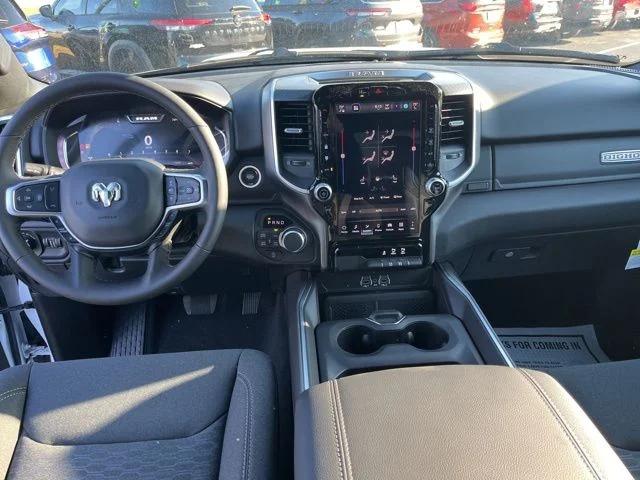 2026 Ram 1500 Big Horn Crew Cab 4x4 5'7" Box