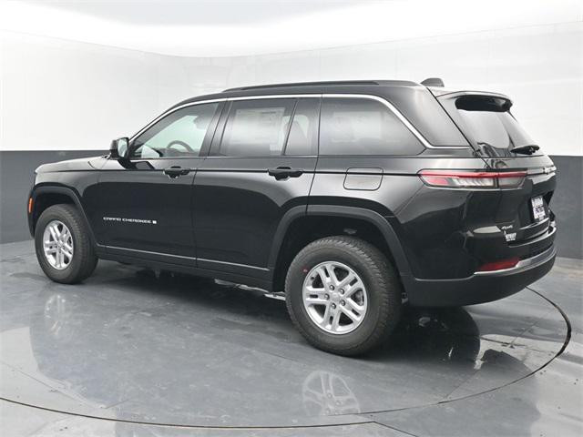 2025 Jeep Grand Cherokee GRAND CHEROKEE LAREDO 4X4