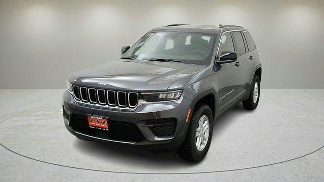 2025 Jeep Grand Cherokee GRAND CHEROKEE LAREDO 4X4