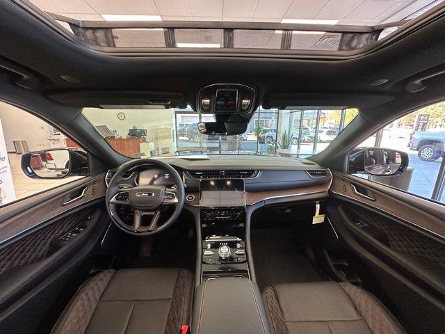 2025 Jeep Grand Cherokee GRAND CHEROKEE L SUMMIT 4X4