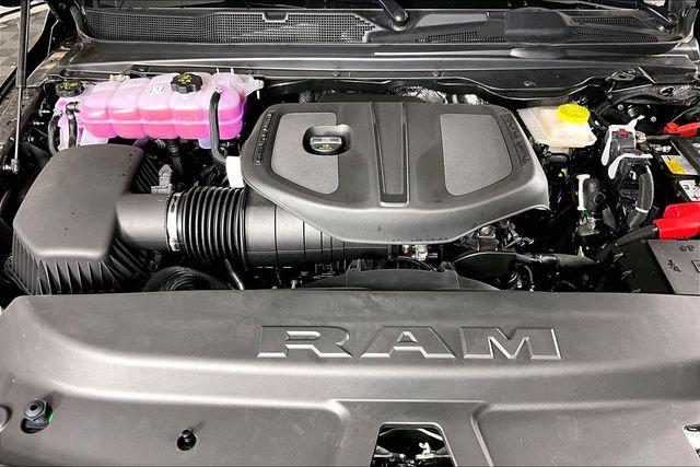2026 Ram 1500 Warlock Crew Cab 4x4 5'7" Box