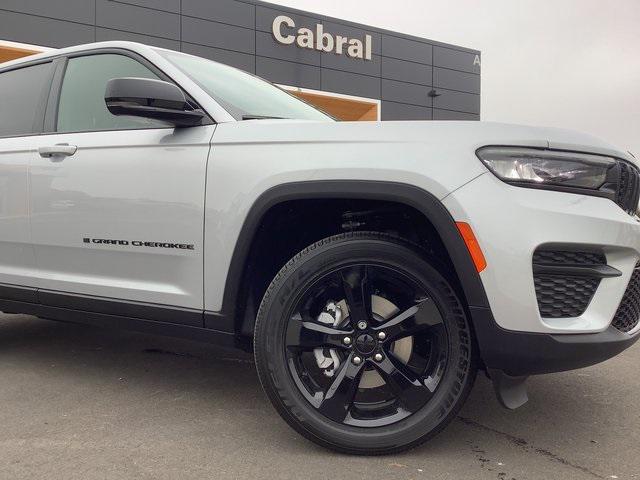 2025 Jeep Grand Cherokee GRAND CHEROKEE ALTITUDE X 4X4 2025 Jeep Grand Cherokee GRAND CHEROKEE ALTITUDE X 4X4