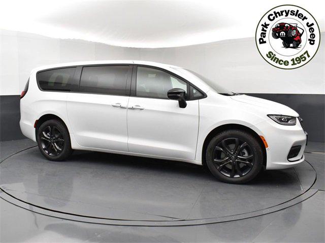 2026 Chrysler Pacifica PACIFICA SELECT AWD 2026 Chrysler Pacifica PACIFICA SELECT AWD