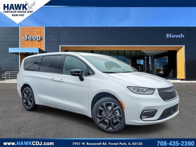 2026 Chrysler Pacifica PACIFICA SELECT AWD
