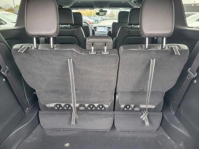 2026 Chrysler Pacifica Select AWD