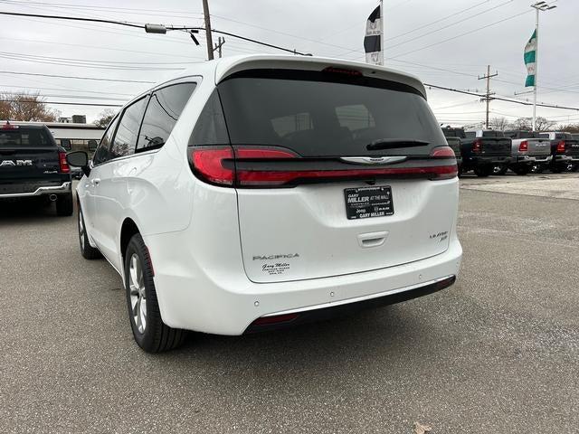 2026 Chrysler Pacifica Limited AWD