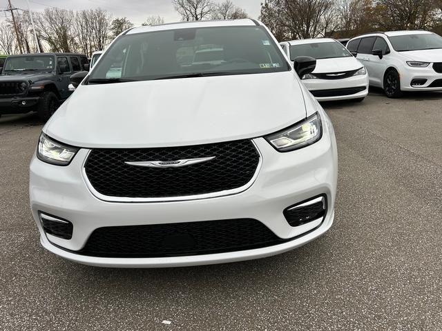 2026 Chrysler Pacifica Limited AWD