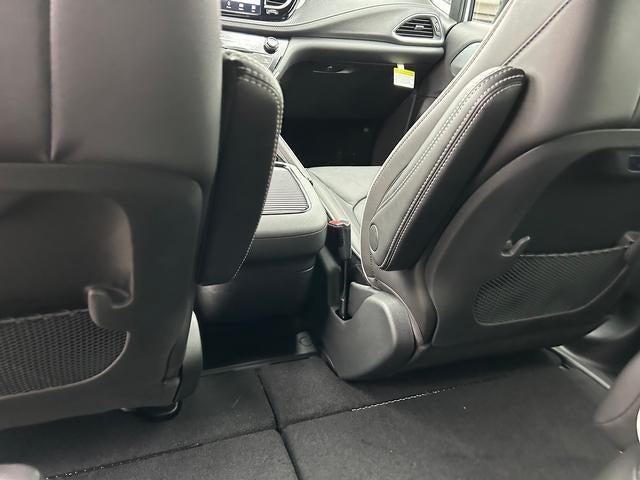 2026 Chrysler Pacifica Limited AWD