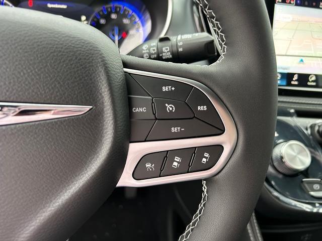 2026 Chrysler Pacifica Limited AWD