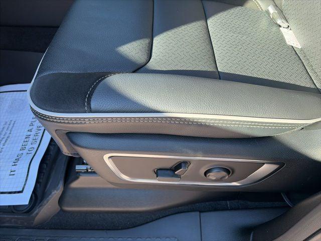 2026 Ram 1500 Laramie Crew Cab 4x2 5'7" Box