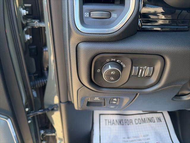 2026 Ram 1500 Laramie Crew Cab 4x2 5'7" Box