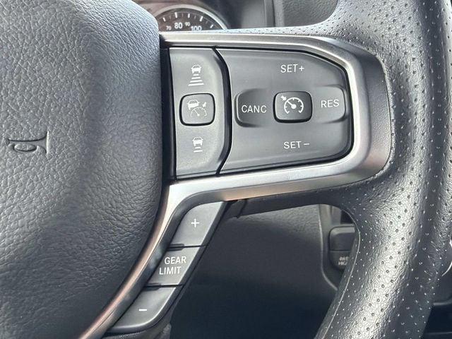 2026 Ram 1500 Warlock Crew Cab 4x4 5'7" Box