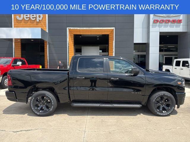2026 Ram 1500 Express Crew Cab 4x4 5'7" Box