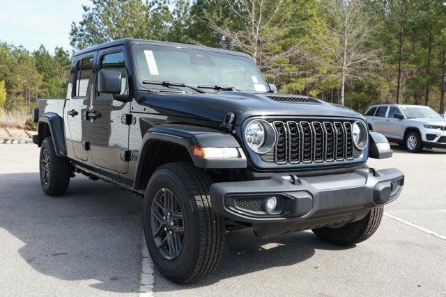 2026 Jeep Gladiator GLADIATOR SPORT S 4X4 2026 Jeep Gladiator GLADIATOR SPORT S 4X4