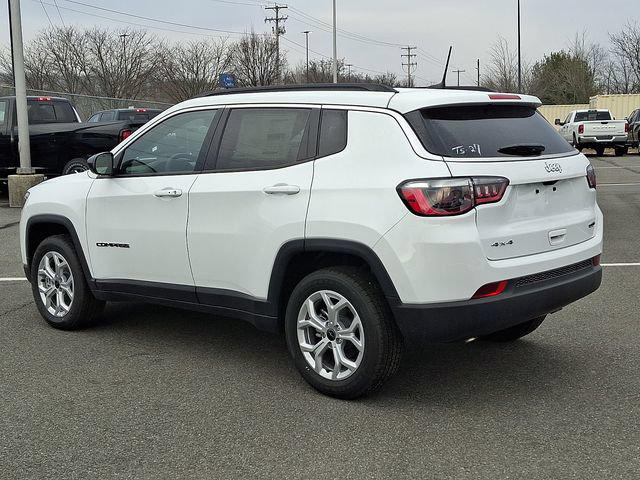 2026 Jeep Compass COMPASS LATITUDE 4X4