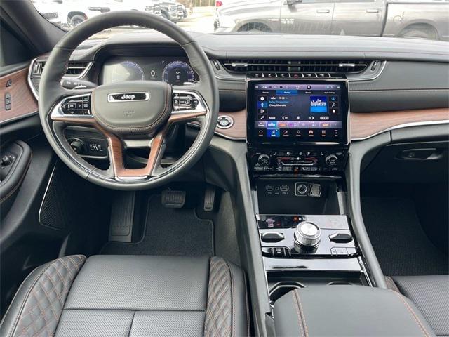 2025 Jeep Grand Cherokee GRAND CHEROKEE SUMMIT 4X4