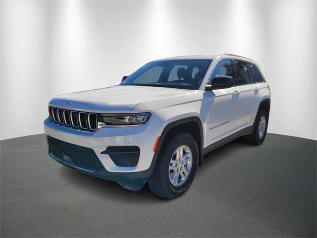 2025 Jeep Grand Cherokee GRAND CHEROKEE LAREDO 4X2