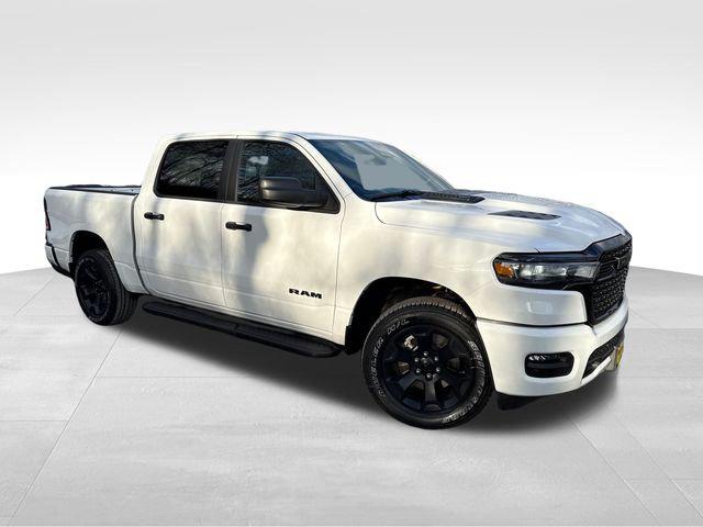 2026 RAM Ram 1500 RAM 1500 EXPRESS CREW CAB 4X4 57 BOX 2026 RAM Ram 1500 RAM 1500 EXPRESS CREW CAB 4X4 57 BOX