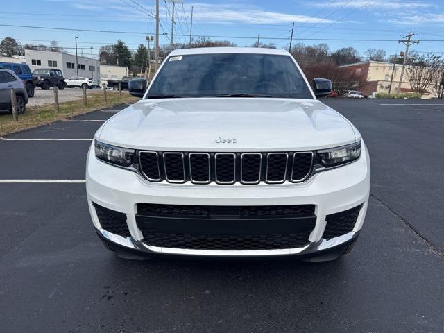 2025 Jeep Grand Cherokee GRAND CHEROKEE L LAREDO 4X4