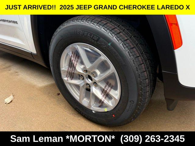 2025 Jeep Grand Cherokee GRAND CHEROKEE LAREDO X 4X4 2025 Jeep Grand Cherokee GRAND CHEROKEE LAREDO X 4X4