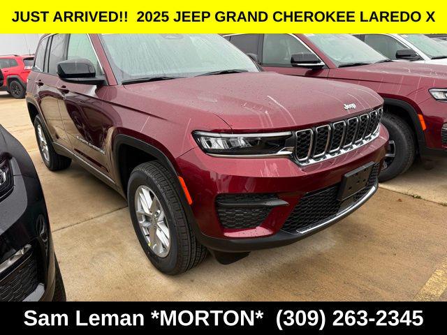 2025 Jeep Grand Cherokee GRAND CHEROKEE LAREDO X 4X4 2025 Jeep Grand Cherokee GRAND CHEROKEE LAREDO X 4X4