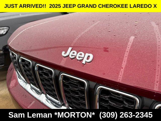 2025 Jeep Grand Cherokee GRAND CHEROKEE LAREDO X 4X4 2025 Jeep Grand Cherokee GRAND CHEROKEE LAREDO X 4X4