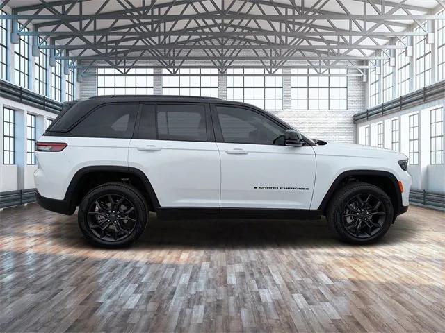 2025 Jeep Grand Cherokee GRAND CHEROKEE LIMITED 4X4 2025 Jeep Grand Cherokee GRAND CHEROKEE LIMITED 4X4