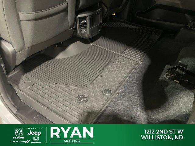 2026 Ram 1500 Warlock Crew Cab 4x4 5'7" Box
