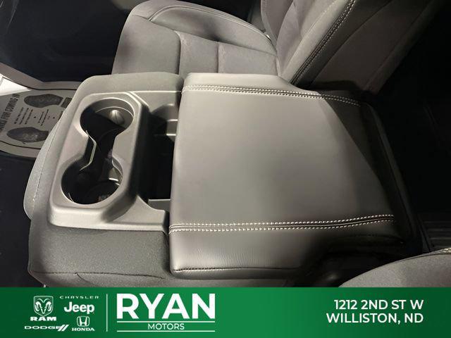 2026 Ram 1500 Warlock Crew Cab 4x4 5'7" Box