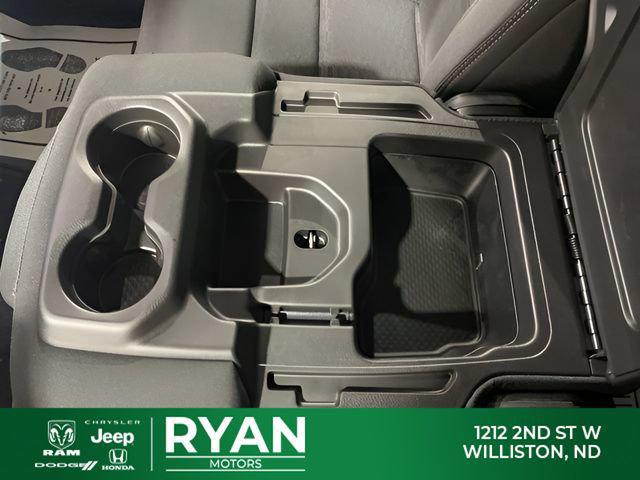 2026 Ram 1500 Warlock Crew Cab 4x4 5'7" Box