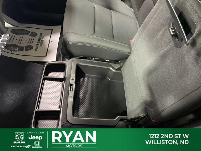 2026 Ram 1500 Warlock Crew Cab 4x4 5'7" Box