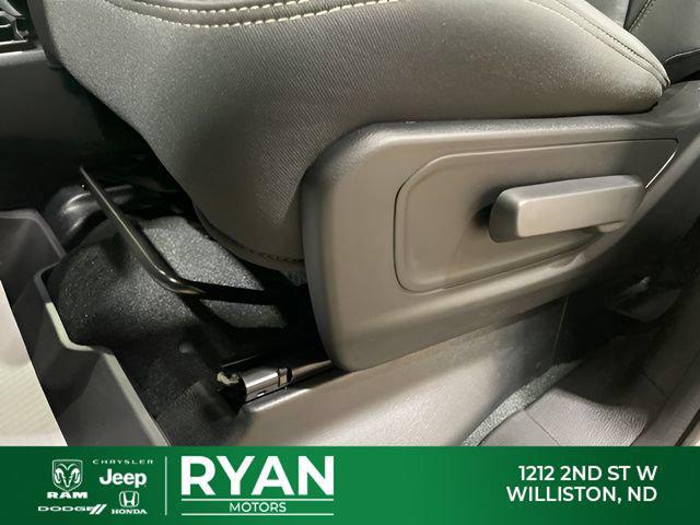 2026 Ram 1500 Warlock Crew Cab 4x4 5'7" Box