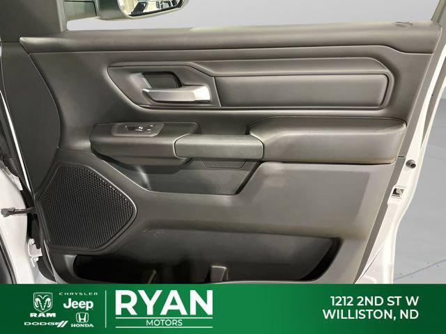 2026 Ram 1500 Warlock Crew Cab 4x4 5'7" Box